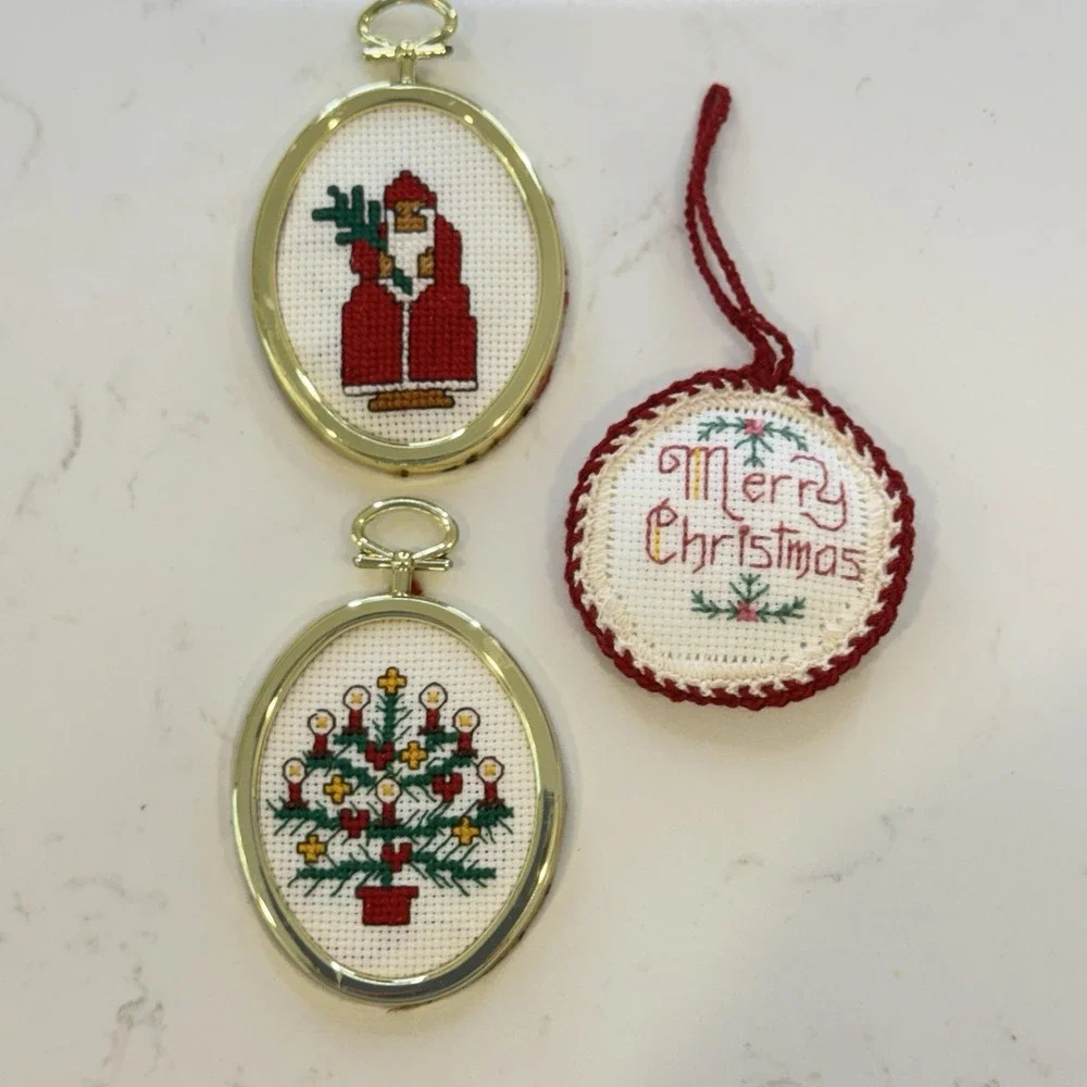 Vtg Cross Stitch Christmas Ornaments Cottage Core Gold Framed Santa Americana